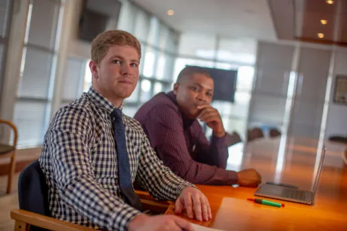 金刚弹珠赛车游戏官网 Limerick Business and Law Students